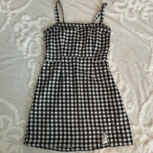NWT Abercrombie Black/White Gingham Dress,Size M
